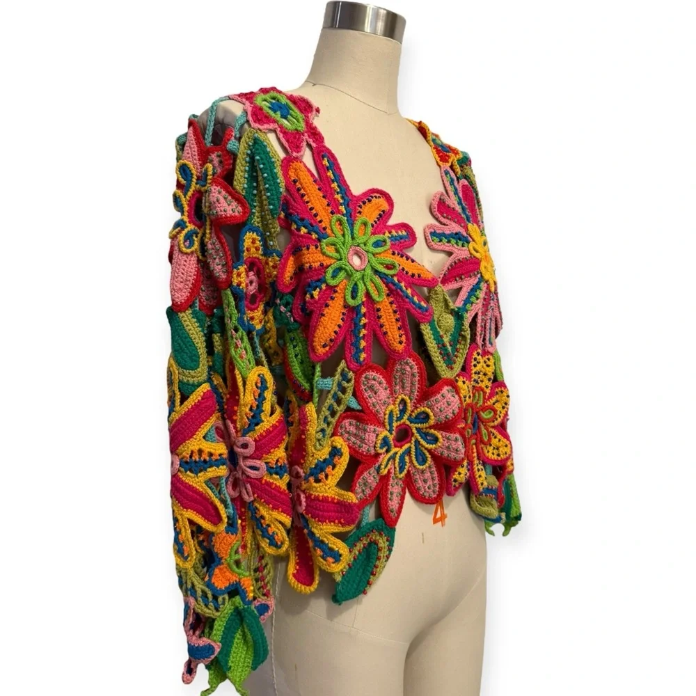 RARE Vintage MICHAEL SIMON Vibrant Multicolor Floral Crochet Beaded Cardigan - Picture 3 of 7